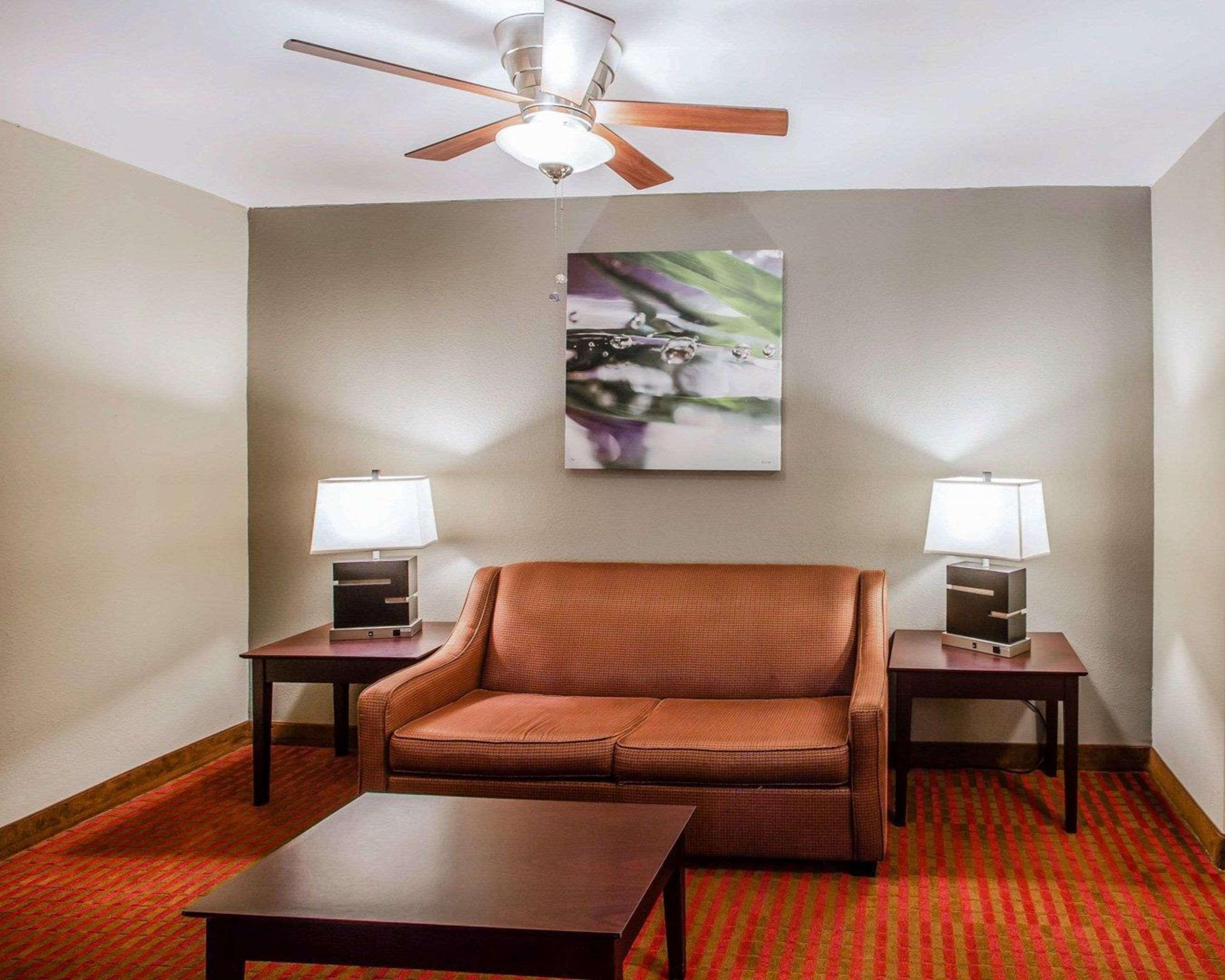 Quality Suites Nashville Airport Εξωτερικό φωτογραφία