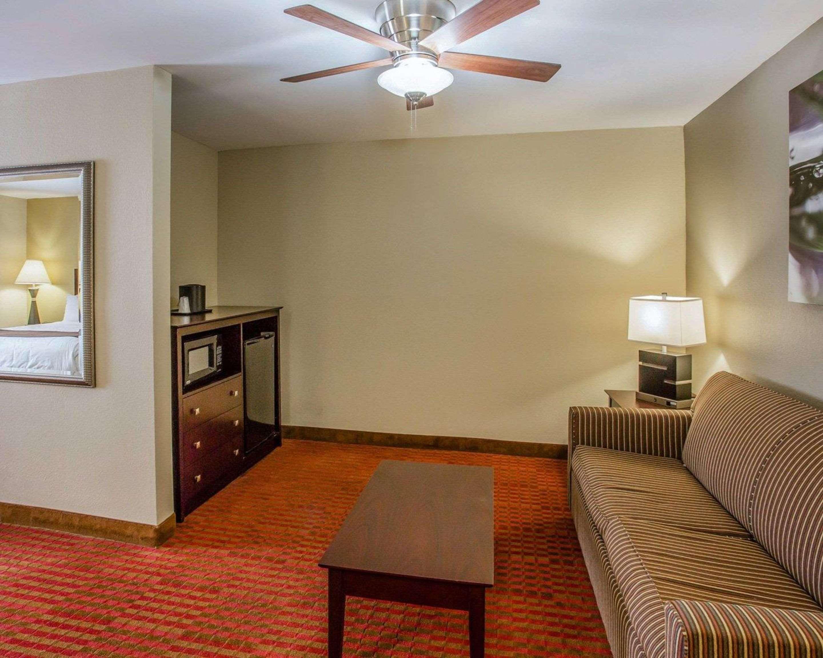 Quality Suites Nashville Airport Εξωτερικό φωτογραφία