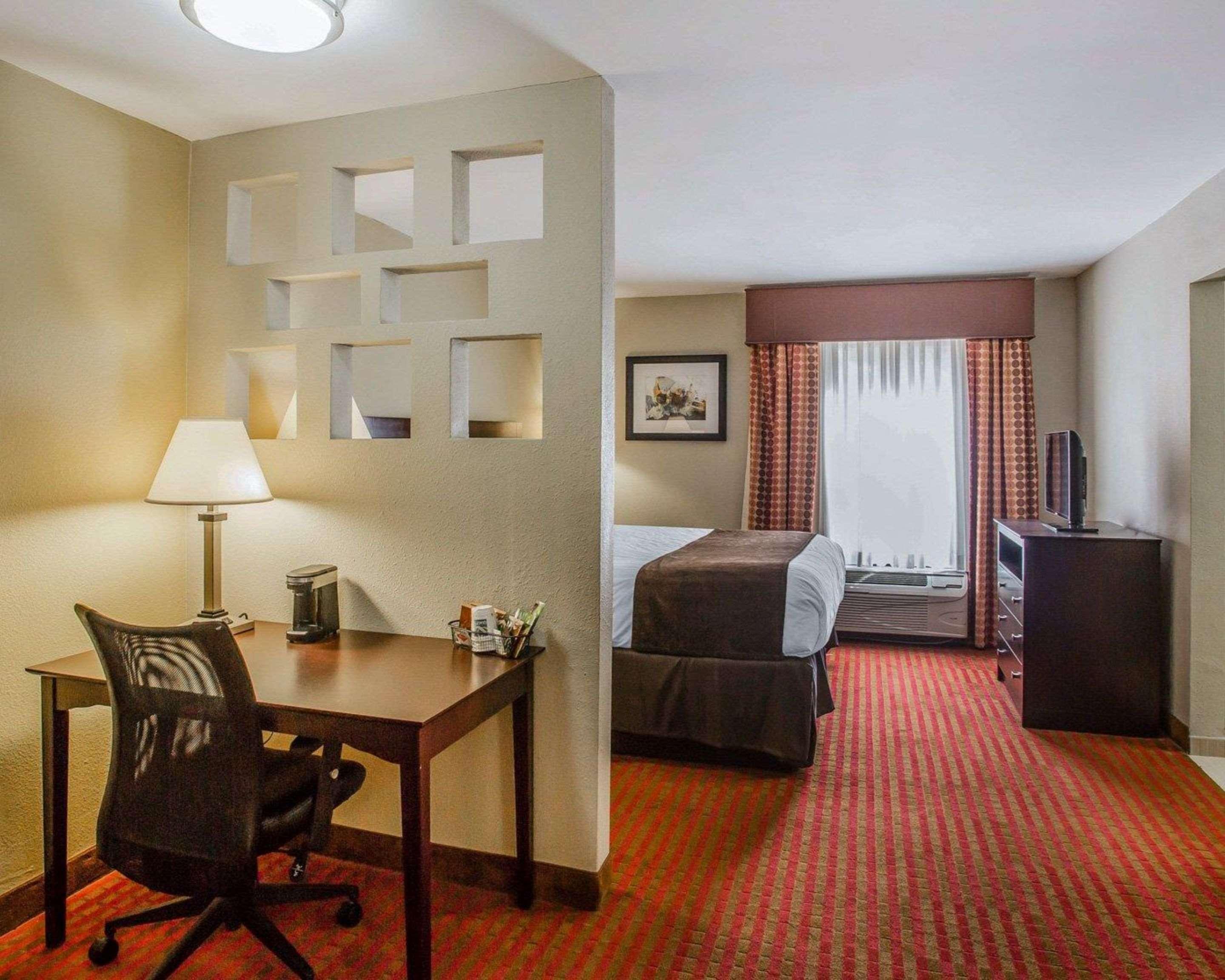 Quality Suites Nashville Airport Εξωτερικό φωτογραφία
